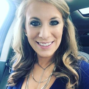 Meet your Posher, Haley